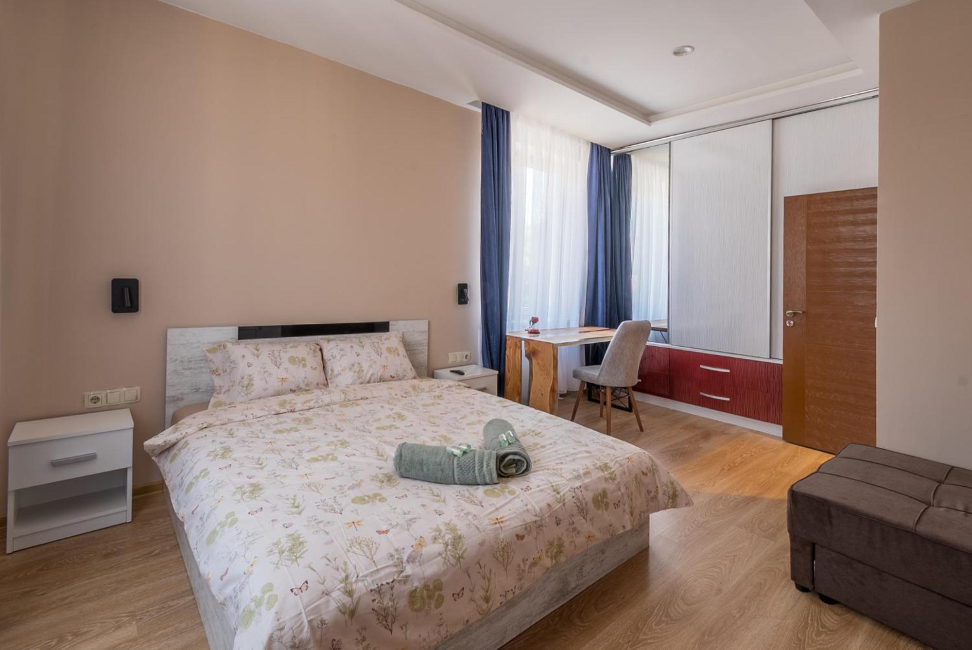 3Bdr, Top Center Retreat, City Heart, Free Parking София Экстерьер фото